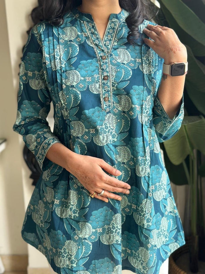 Evana Pintuck Cotton Top- Aqua