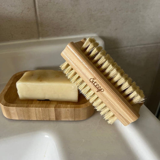 &Keep Bamboo & Sisal Nail Brush &Keep