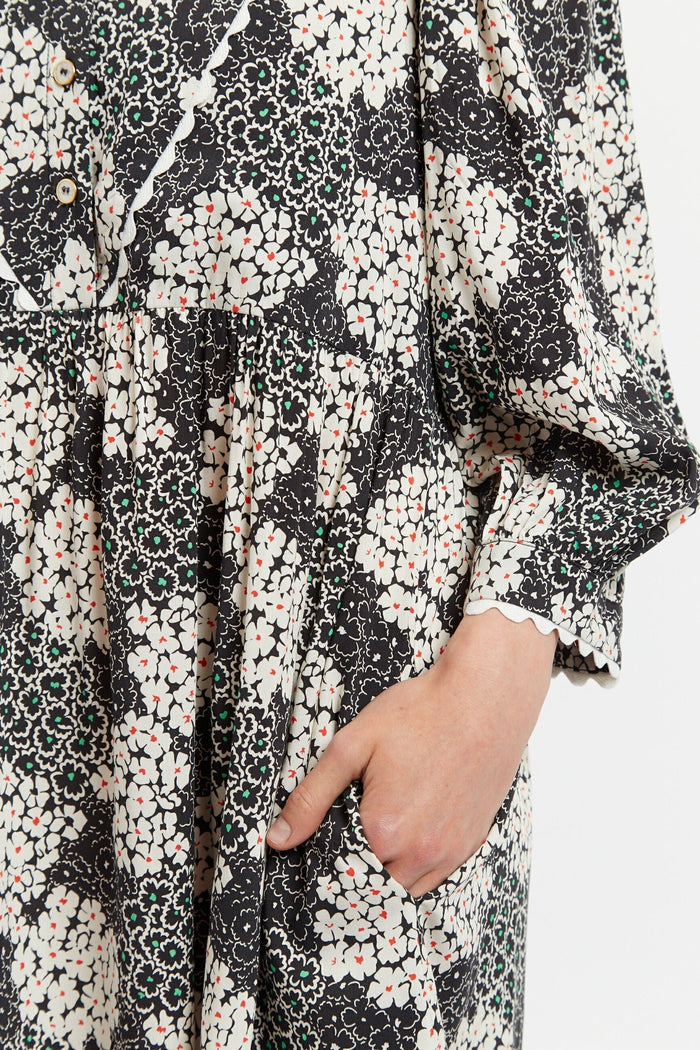 Suzanne Flower Patch Mini Dress Black/White - Bascora