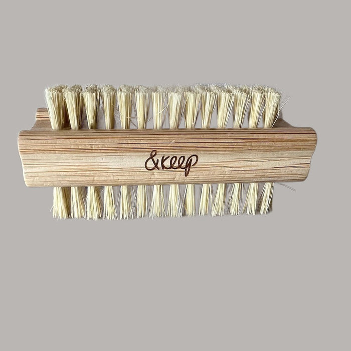 &Keep Bamboo & Sisal Nail Brush &Keep