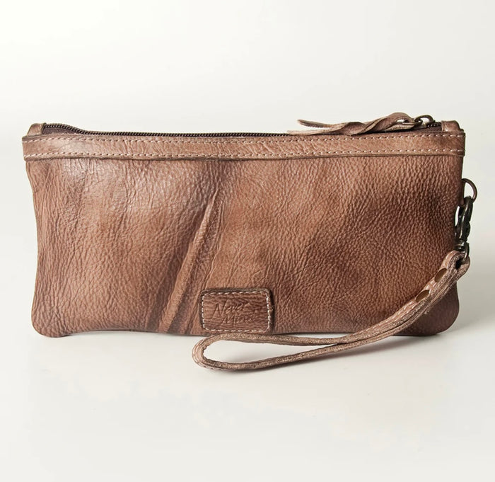 the 'hen' clutch